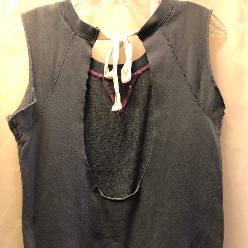 VOLCOM Keyhole Back Tank Top - Picture 4 of 4